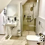 Landgasthof Zur Burg Grenzau 3*