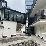 Landgasthof Zur Burg Grenzau 3*