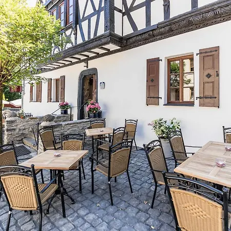 ホテル Landgasthof Zur Burg Grenzau ヘール・グレンツハウゼン