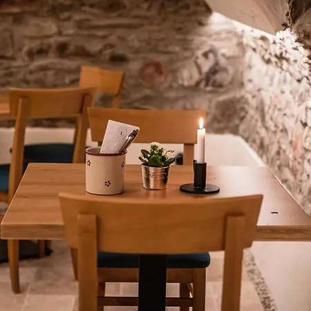 Landgasthof Zur Burg Grenzau فندق