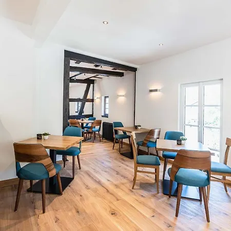 מלון Landgasthof Zur Burg Grenzau 3*