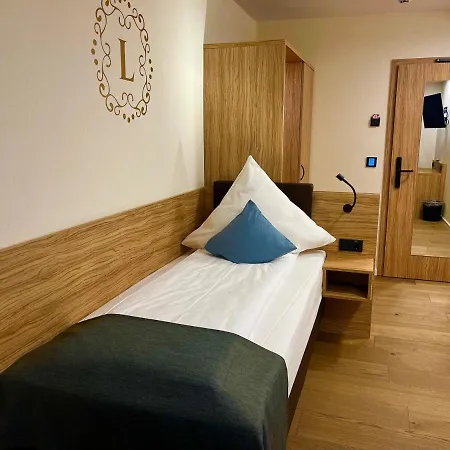 Landgasthof Zur Burg Grenzau 3*