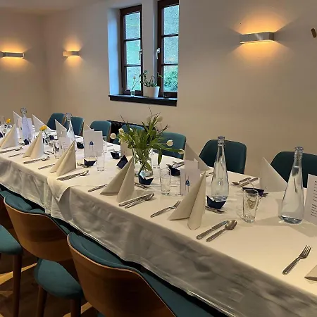 Landgasthof Zur Burg Grenzau 酒店 霍格伦兆森
