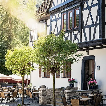 Landgasthof Zur Burg Grenzau Höhr-Grenzhausen