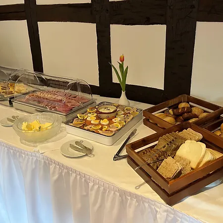 Hotel Landgasthof Zur Burg Grenzau 3*