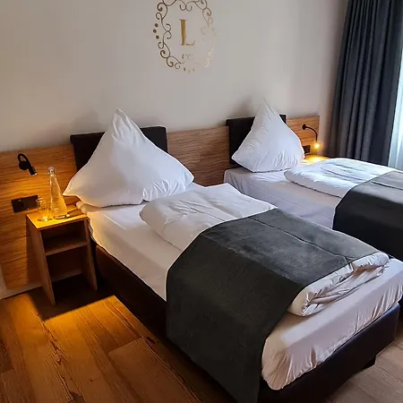 Landgasthof Zur Burg Grenzau فندق 3*