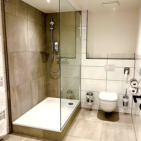 Landgasthof Zur Burg Grenzau 3*