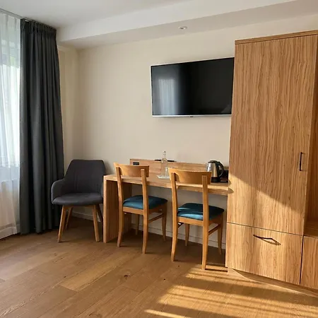 Landgasthof Zur Burg Grenzau Hotel 3*