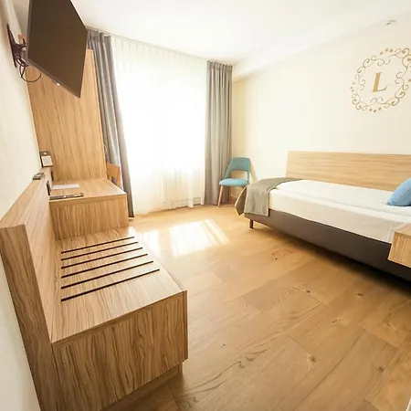 Landgasthof Zur Burg Grenzau 3*