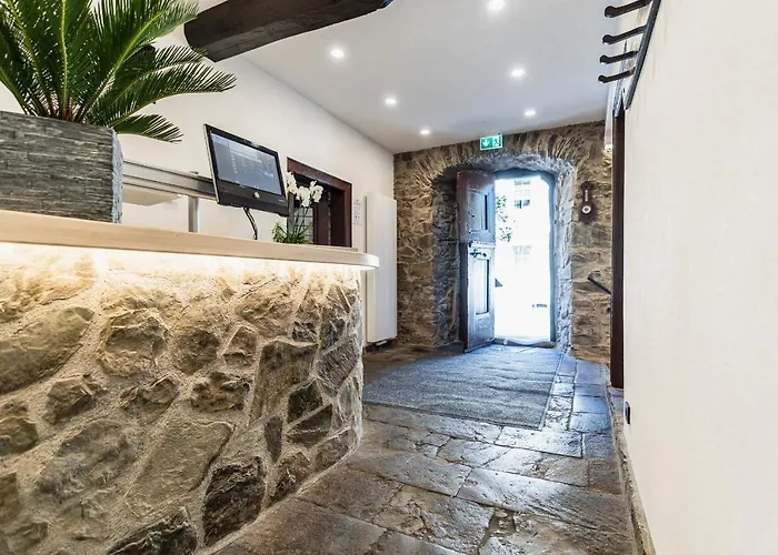 Landgasthof Zur Burg Grenzau Höhr-Grenzhausen