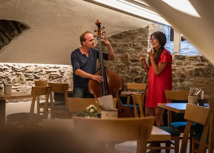 Landgasthof Zur Burg Grenzau Hotel