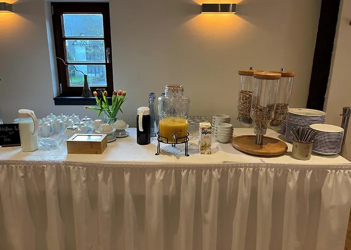 酒店 Landgasthof Zur Burg Grenzau 霍格伦兆森